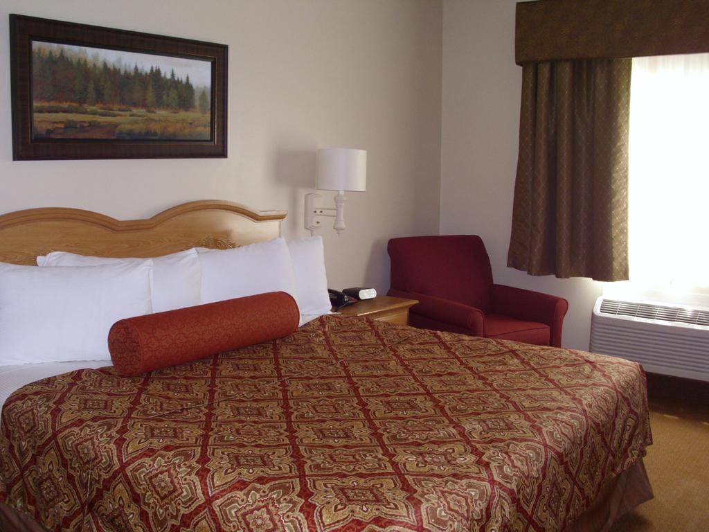 Savanna Inn & Suites Chambre photo