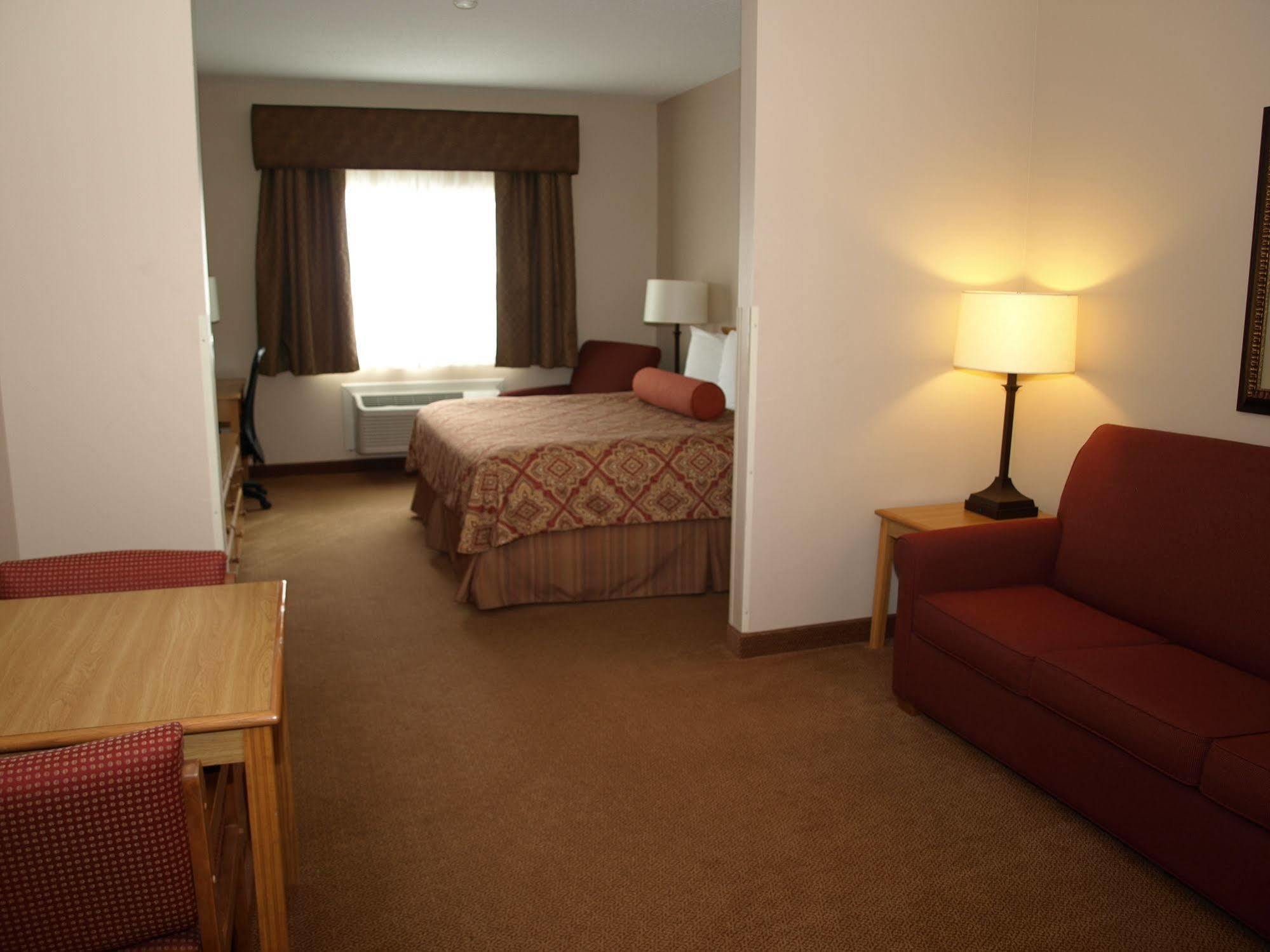 Savanna Inn & Suites Extérieur photo